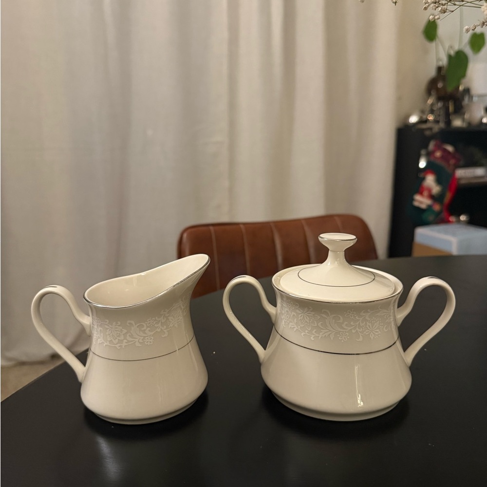 Vintage Elegant Creamer and Sugar Bowl with Lid Set by Ivory Fantasy